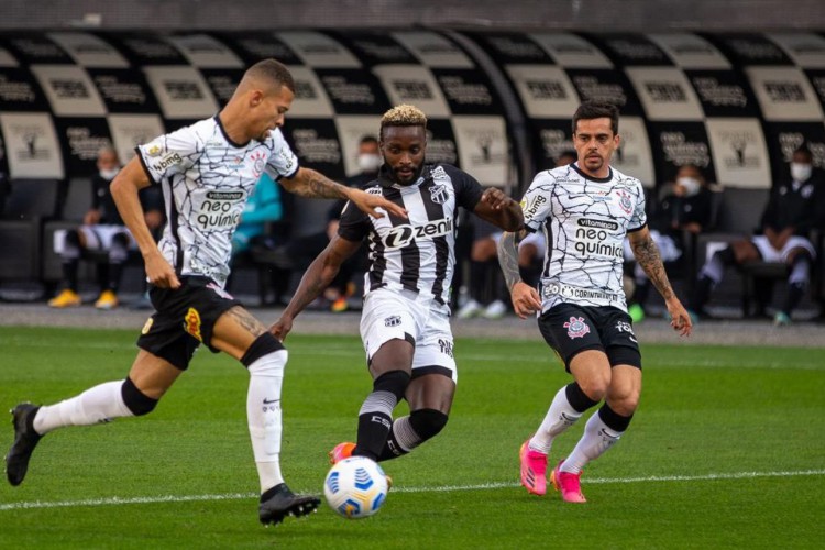 Ceará e Corinthians se enfrentam pelo Brasileirão Série A 2022 hoje, 16; onde assistir ao vivo e horário do jogo.