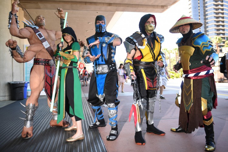 Na Comic-Con de 2019, em San Diego, Califórnia, um grupo de cosplayers usou os trajes do game 