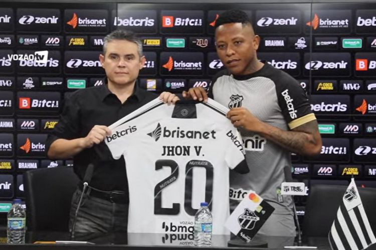 Jhon Vásquez foi apresentado oficialmente como jogador do Ceará nesta quinta-feira, 21