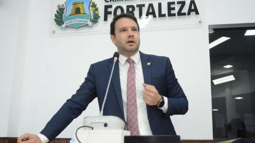 LEO COUTO é vereador de Fortaleza pelo PSB