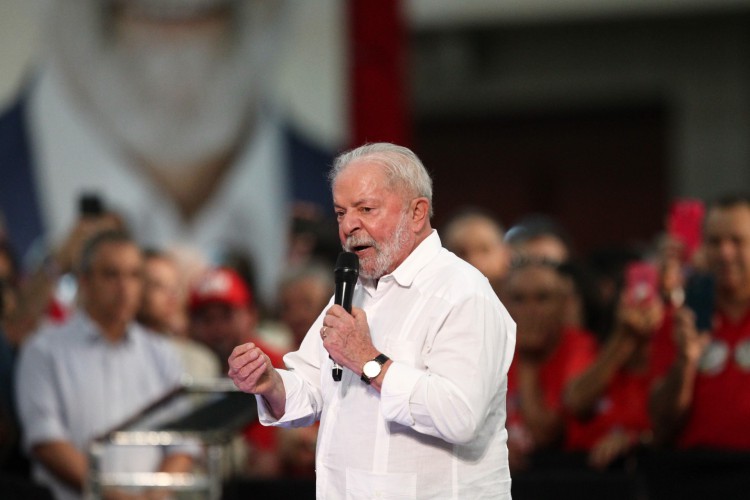 Em vídeo nas redes sociais, Lula pede que apoiadores publiquem fotos fazendo o L neste 7 de setembro