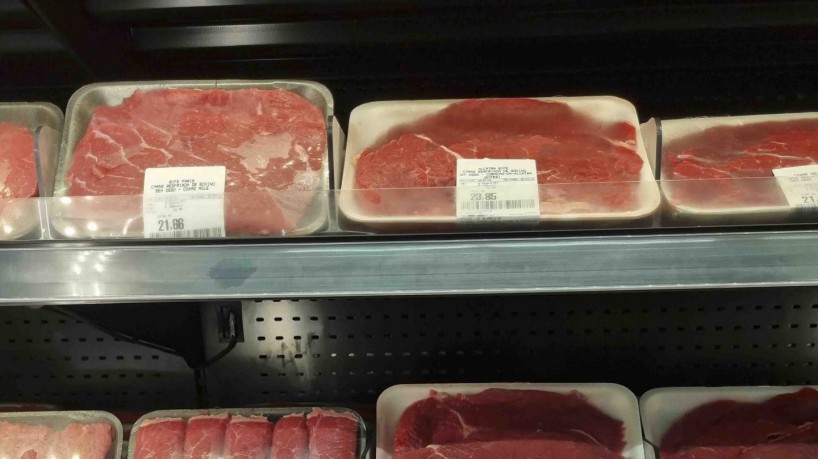 Preços de carnes e embutidos variam até 332,9%