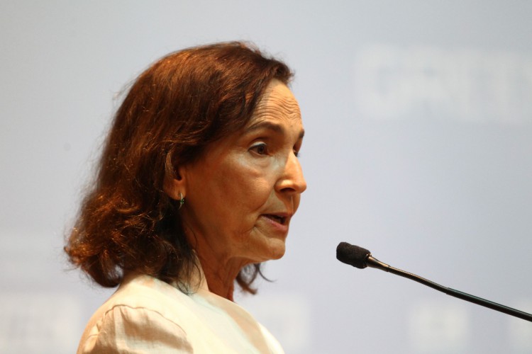 Izolda Cela, governadora do Ceará