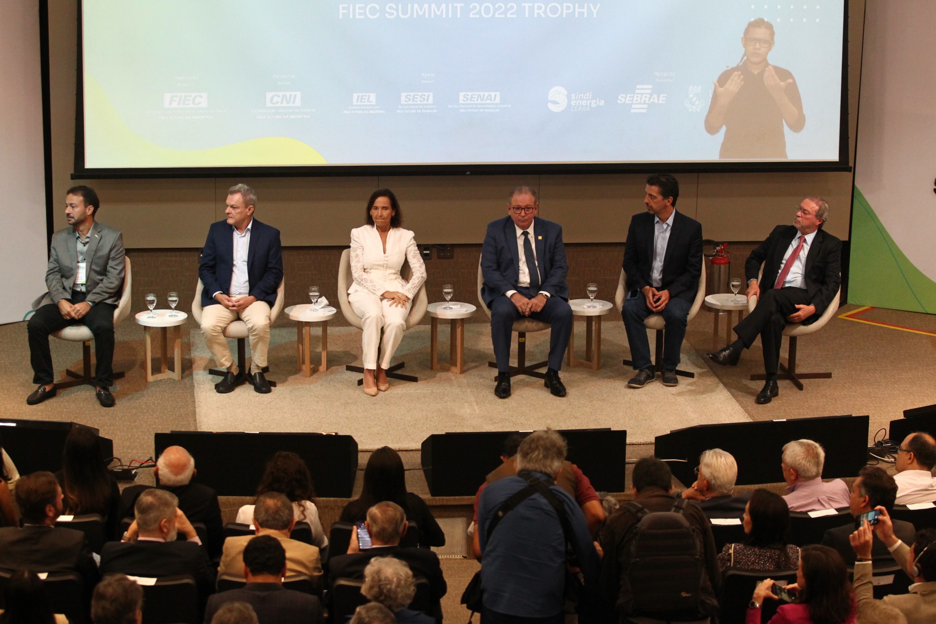 Encontro contou com autoridades locais e nacionais na abertura (Foto: FABIO LIMA)