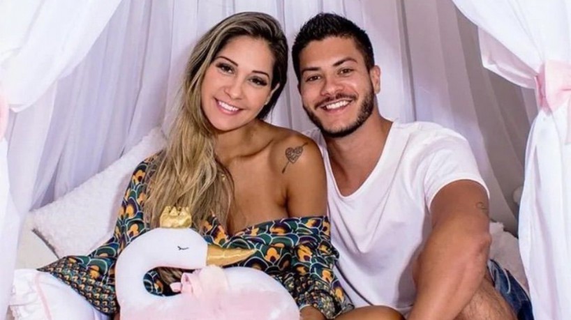 Maíra Cardi e Arthur Aguiar se casaram em 2017