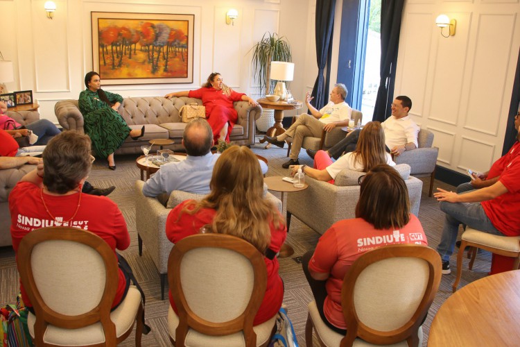 SARTO em reunião com representantes do Sindiute na quinta-feira