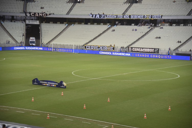 Gramado da Arena Castelão, em Fortaleza