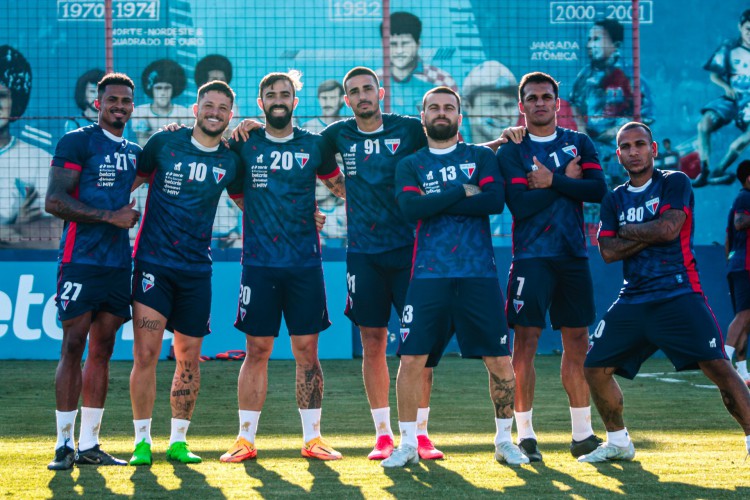 Fabrício Baiano, Lucas Crispim, Matheus Vargas, Thiago Galhardo, Lucas Lima, Robson e Otero em treino do Fortaleza no Centro de Excelência Alcides Santos, no Pici