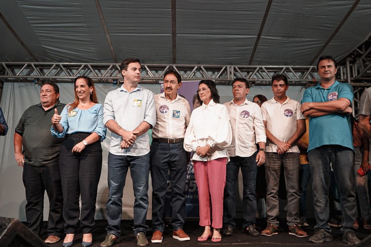 No terceiro dia de campanha, Capitão Wagner participou de comício em Paracuru, no litoral leste do Ceará 