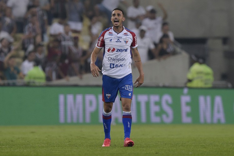 Thiago Galhardo marcou o segundo gol com a camisa do Fortaleza