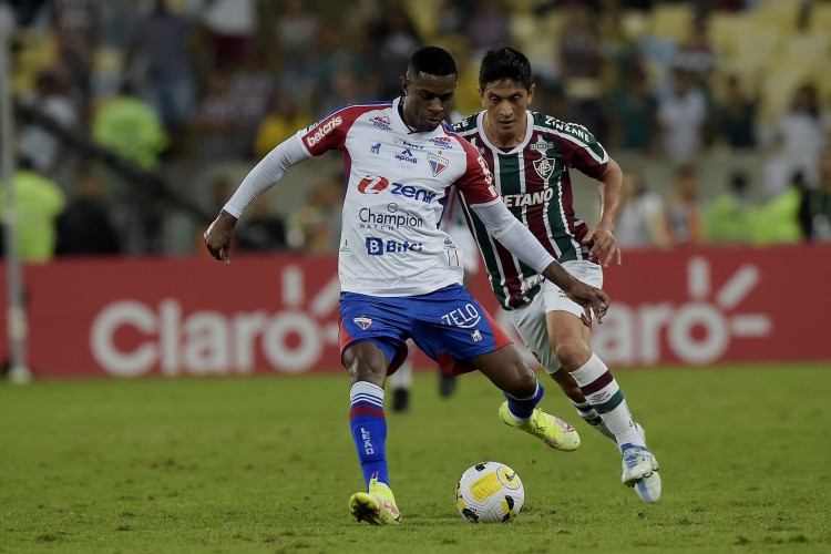 Zagueiro Marcelo Benevenuto no jogo Fluminense x Fortaleza, no Maracanã, pela Copa do Brasil 2022