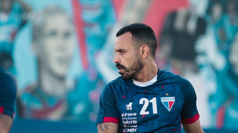 Atacante Moisés em treino do Fortaleza no Centro de Excelência Alcides Santos, no Pici