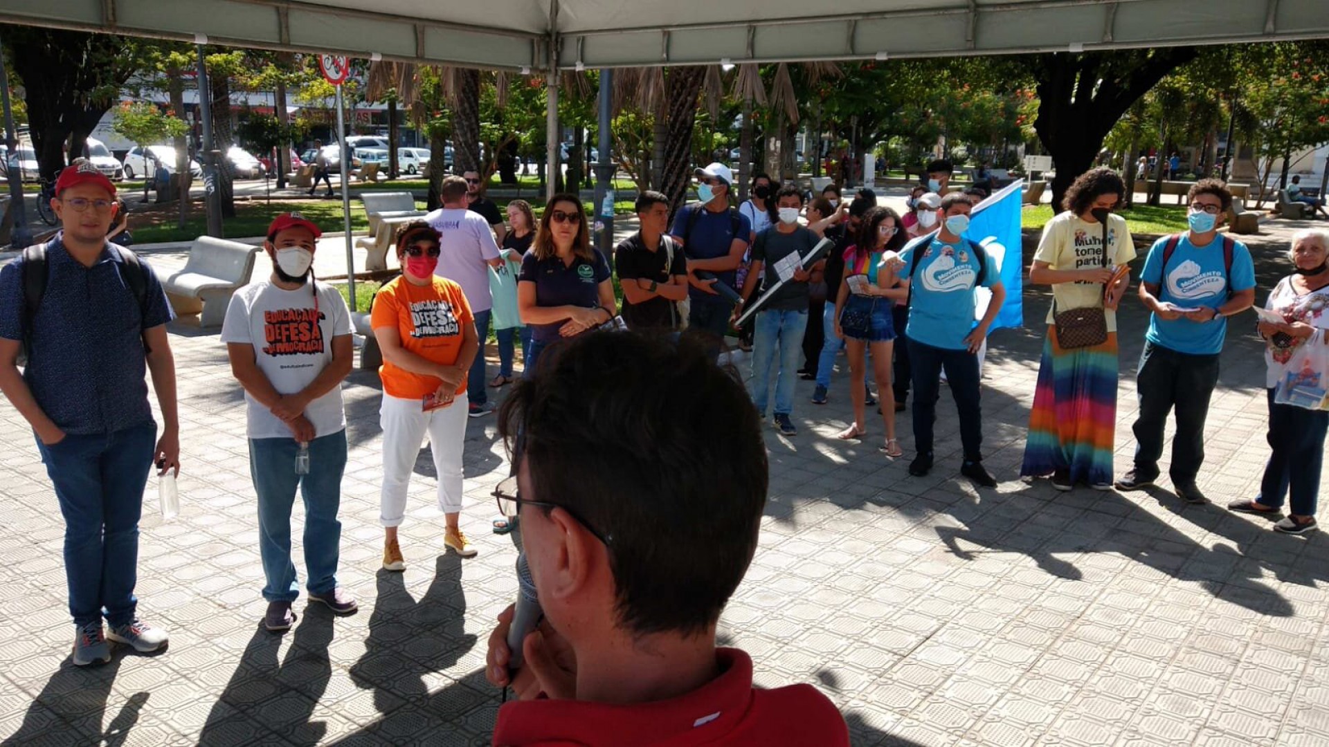 Manifestação realizadaem em Juazeiro do Norte, na Praça Padre Cícero, nessa quinta-feira, 25