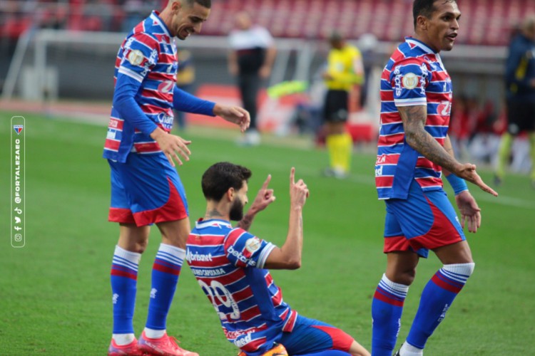 Juninho Capixaba fez o gol da vitória do Fortaleza diante do São Paulo no Morumbi