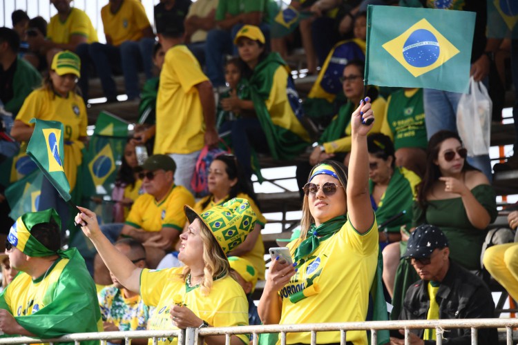 Público do desfile de 7 de setembro em Brasília