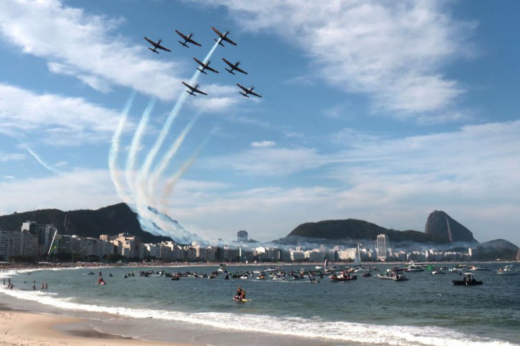 Apresentação da Força Aérea, da chamada Esquadrilha da Fumaça, no 7 de setembro de 2022, em evento com participação de Bolsonaro