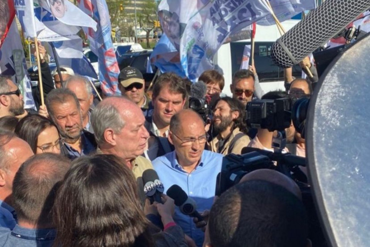 Ciro teria sido ameaçado por eleitor de Bolsonaro armado no Rio Grande do Sul