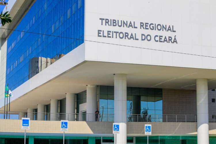 FORTALEZA, CE, BRASIL, 11.09.2022: Fachada do Tribunal Regional Eleitoral - TRE - nova sede localizada no bairro Luciano Cavalvante(Foto: Thais Mesquita/OPOVO)