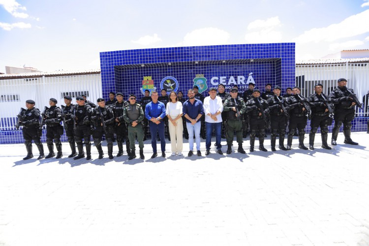 Durante a cerimônia, a chefe do Executivo Estadual autorizou a construção de uma nova areninha em Tabuleiro do Norte 