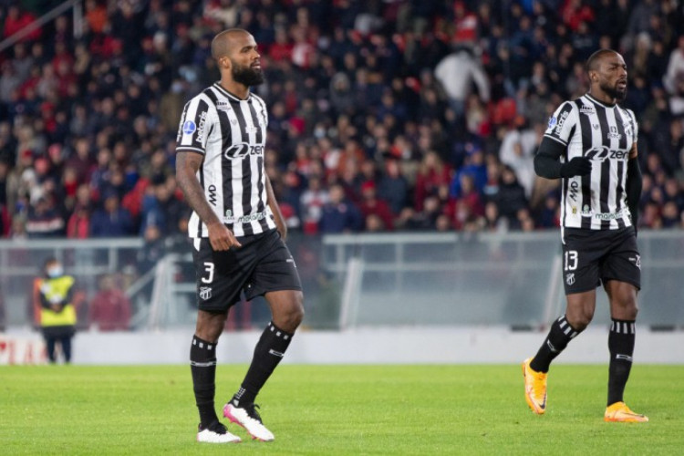 Messias e Luiz Otávio, zagueiros do Ceará