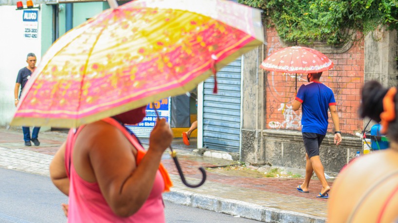 FORTALEZA, CE, BRASIL, 16.09.2022: Fortaleza tem dia nublado e com chuva na manhã dessa sexta.  (Foto: Thais Mesquita/OPOVO)