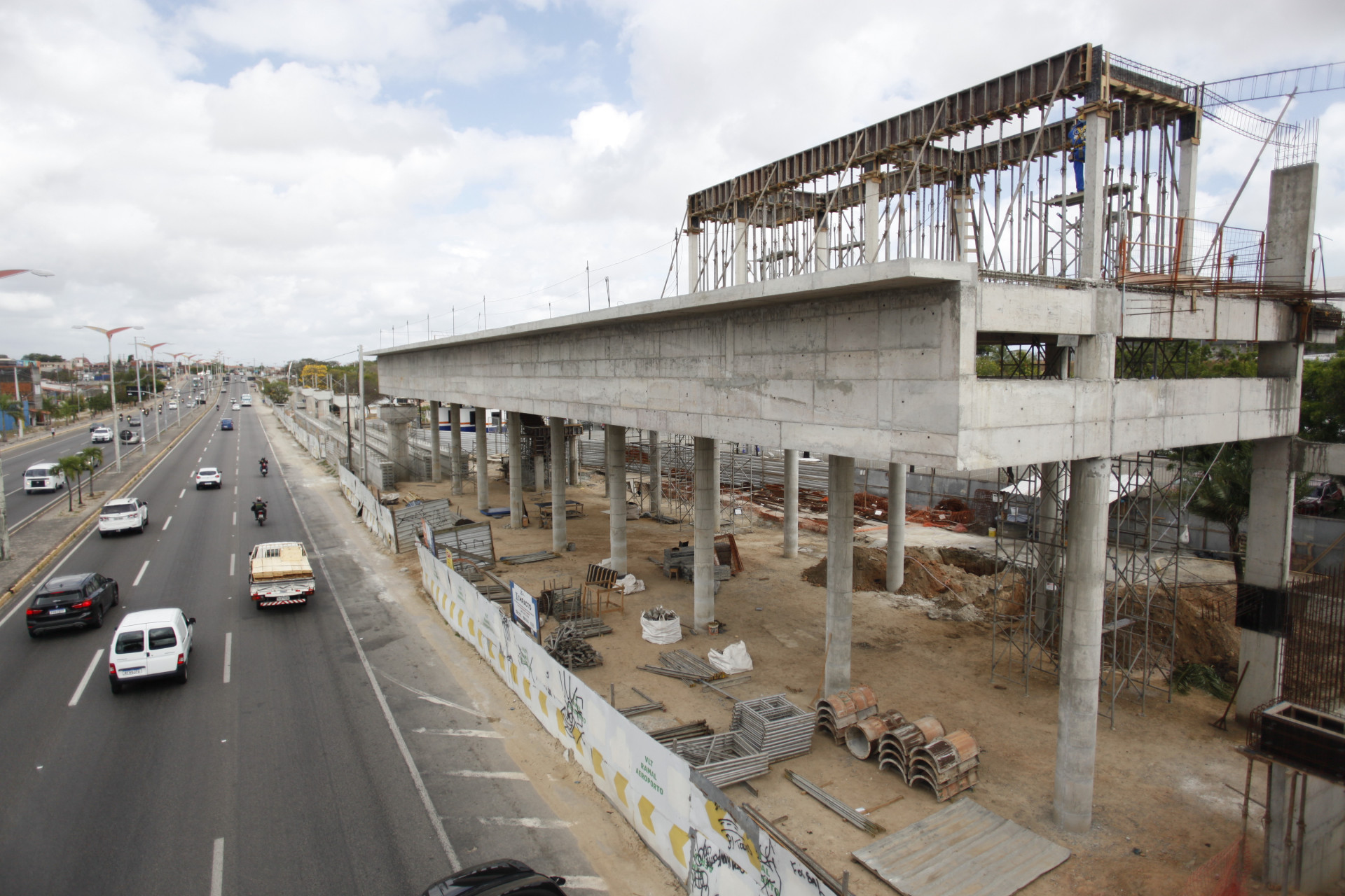 FORTALEZA CE, BRASIL, 16.09.2022: Obras do VLT ramal aeroporto.