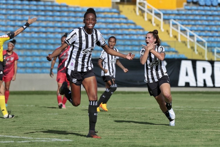 Ceará x Athletico-PR, no estádio Presidente Vargas (PV), em jogo válido pela volta da final do Campeonato Brasileiro Série A2