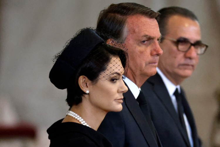 Jair Bolsonaro (PL) e a ex-primeira-dama Michelle Bolsonaro