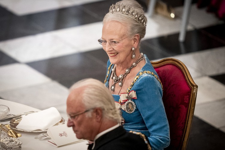 A rainha Margrethe II da Dinamarca participa do banquete de gala no Palácio de Christiansborg em 11 de setembro de 2022