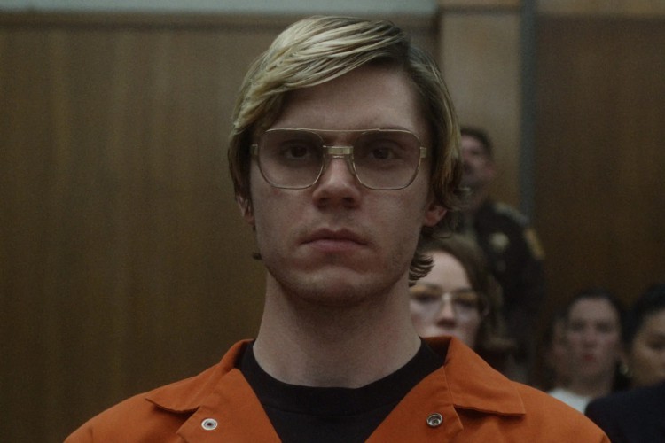 Nova série da Netflix conta história sobre assassinatos do serial killer Jeffrey Dahmer