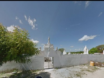 Carlos foi sepultado no Cemitério Encanto da Paz, em Guanacés, Cascavel 