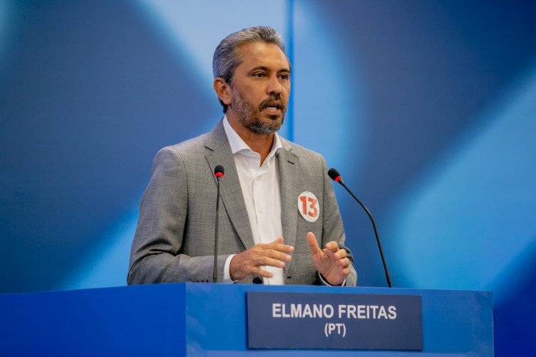 Elmano de Freitas no Debates O POVO na sede da OAB Ceara, na Avenida Washigton Soares, 