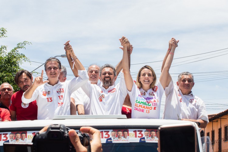 FORTALEZA, CEARÁ, BRASIL, 26-09-2022: Carreata do candidato Elmano de Freitas. (Foto: Fernanda Barros/ O Povo)

