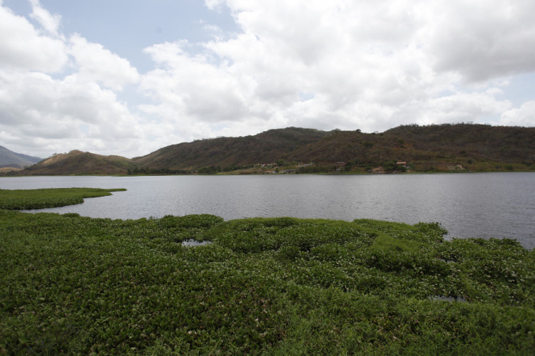 Foto de apoio ilustrativo. Projeto de manejo sustentável de águas pluviais, revitalização de rios e jardins de chuva foram propostos pelos dois municípios. Na foto, o açude Penedo, em Maranguape