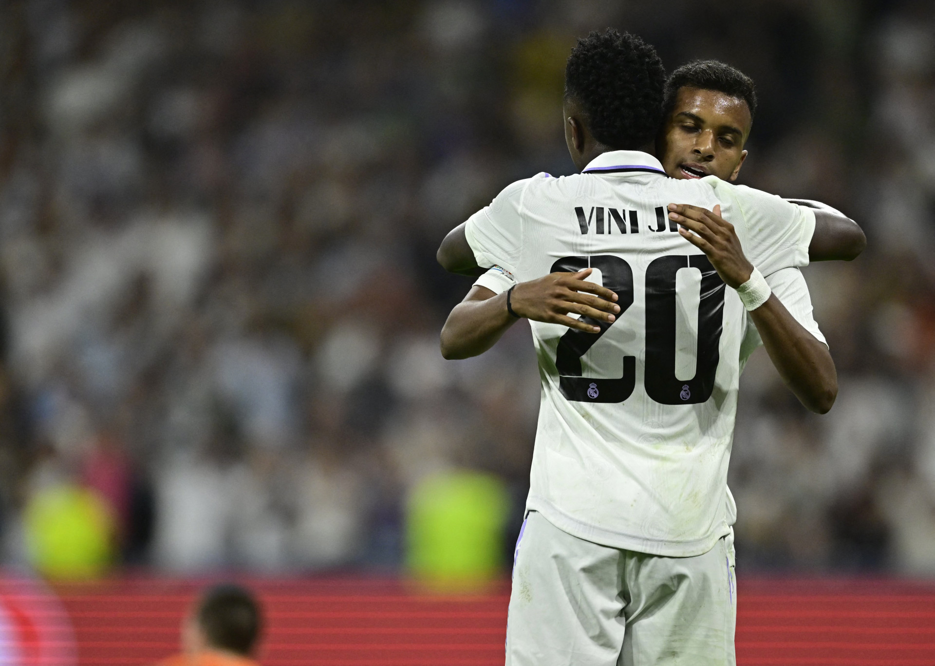 Liga dos Campeões: Rodrygo e Vini Jr. garantem vitória do Real Madrid