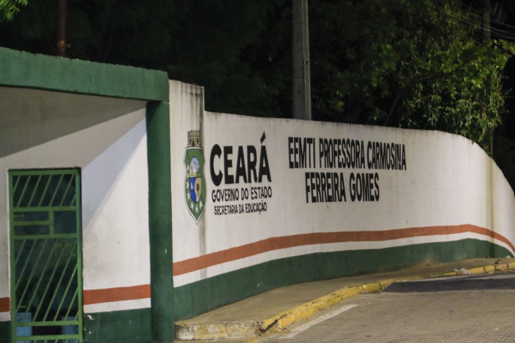 Tragédia em Sobral. Estudante entra em escola e atira em três colegas de sala, (Foto: Thais Mesquita) 