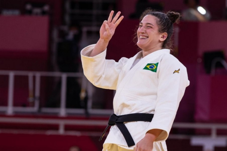 Mayra Aguiar conquistou sua terceira medalha de ouro em Mundiais de Judô