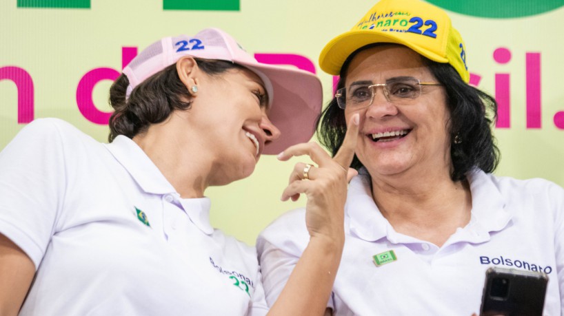 Michelle Bolsonaro e Damares estivera em eventos em Fortaleza em 14 de outubro de 2022