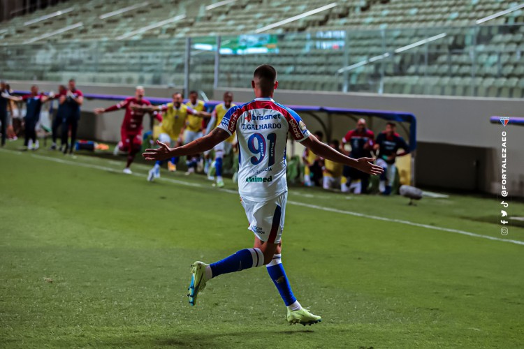 Thiago Galhardo abriu o placar para o Fortaleza diante do América-MG