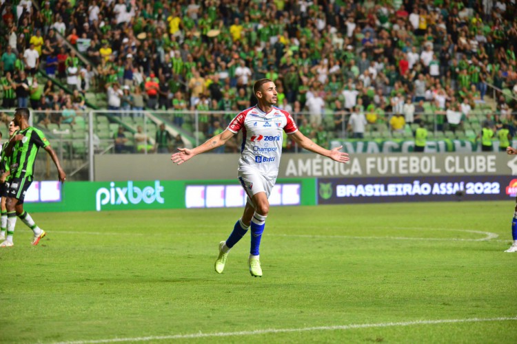 Galhardo brilhou no triunfo tricolor contra o América/MG. A vitória aumenta a invencibilidade da equipe, que agora é de seis partidas.