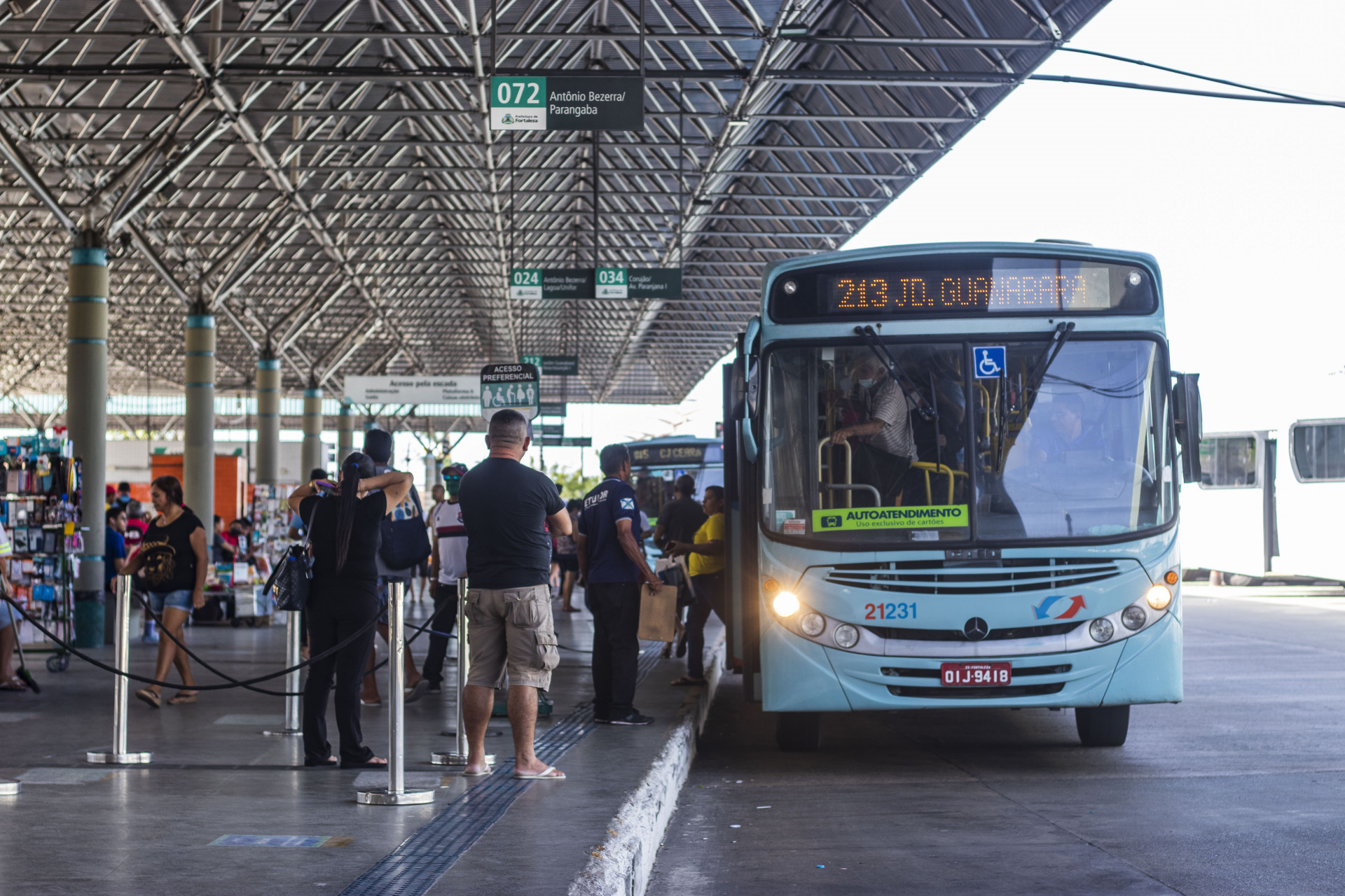 Ônibus em tempo real e mais: 5 apps para você evitar atrasos em 2023