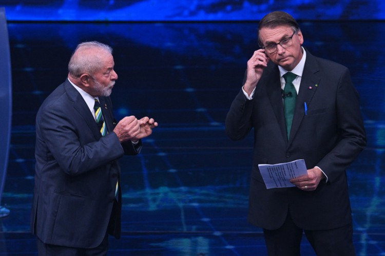 Lula e Bolsonaro em debate nas eleições de 2022