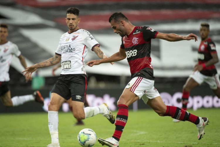 Campeão da Libertadores 2022 irá terminar a competição milionário; veja premiação de Flamengo e Athletico-PR