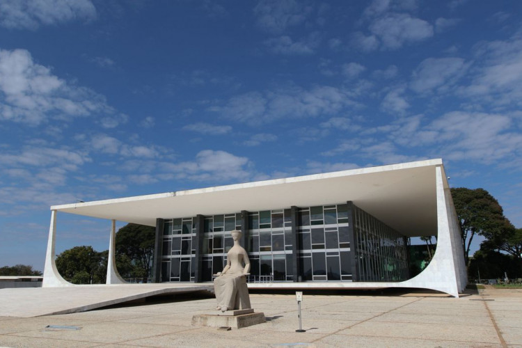 Palácio do Supremo Tribunal Federal na Praça dos Três poderes em Brasília