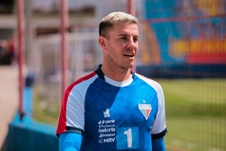 Goleiro Marcelo Boeck em treino do Fortaleza no Centro de Excelência Alcides Santos, no Pici