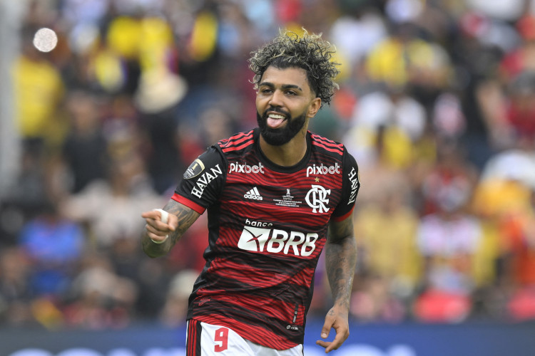 Atacante Gabigol comemora gol no jogo Flamengo x Athletico-PR, no estádio Monumental de Guayaquil, pela final da Copa Libertadores 2022