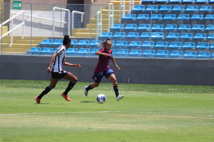 Clássico-Rainha termina empatado sem gols.