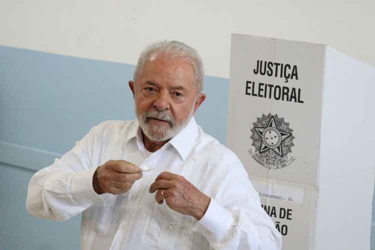 Com 98,91% das urnas apuradas, Lula foi considerado matematicamente eleito próximo presidente do Brasil