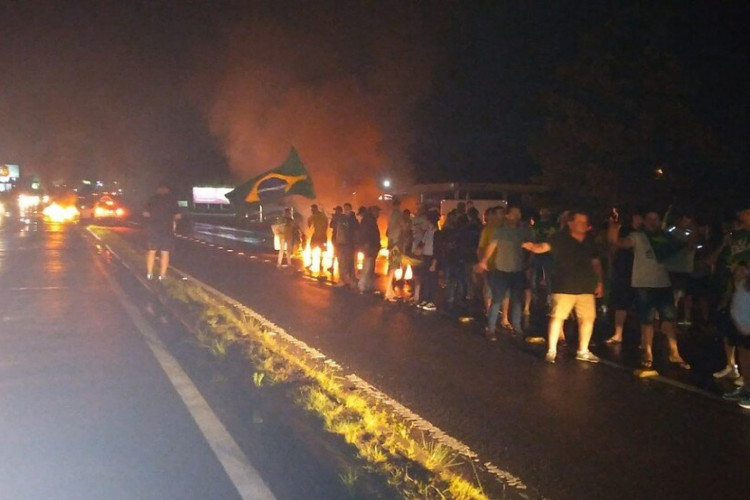 Manifestação em Araricá, Região Metropolitana de Porto Alegre