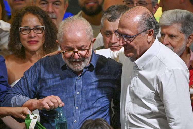 Lula e Alckmin: partidos dos dois apoiarão Arthur Lira na Câmara